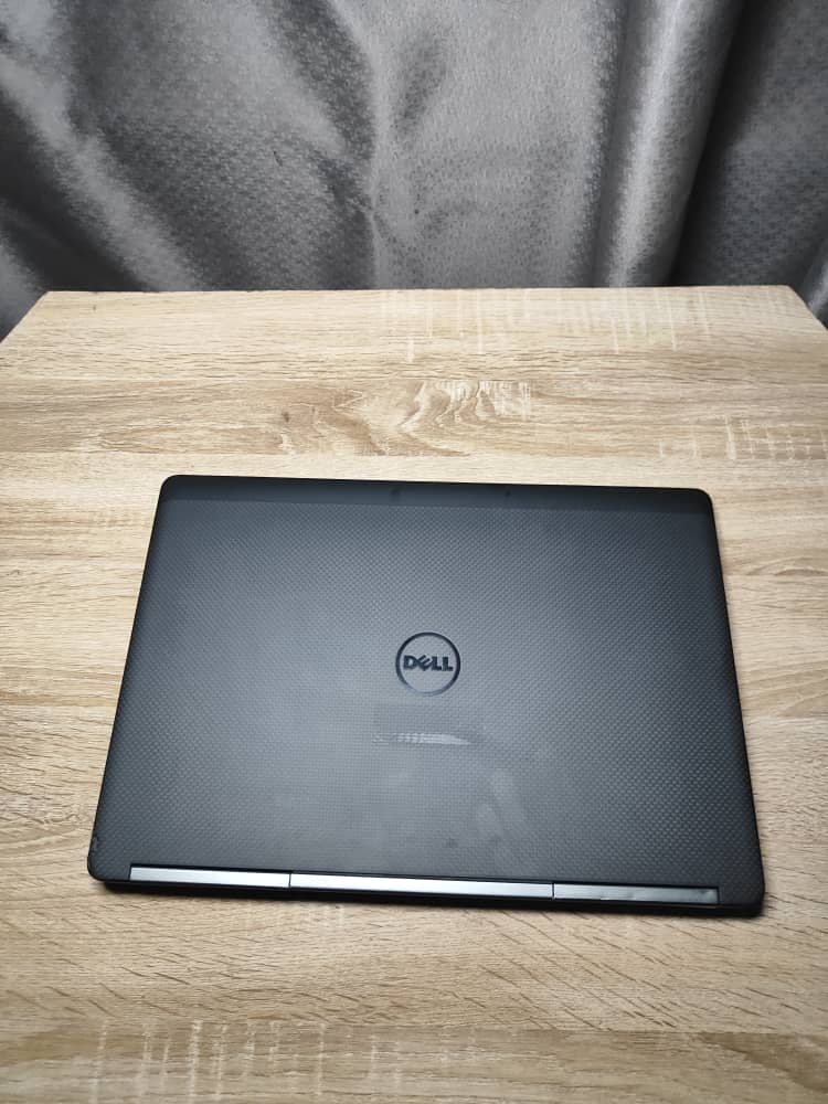Dell Precision 7510 - Image 2