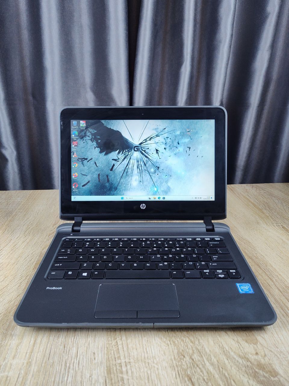 HP ProBook 11 G2 - Image 3